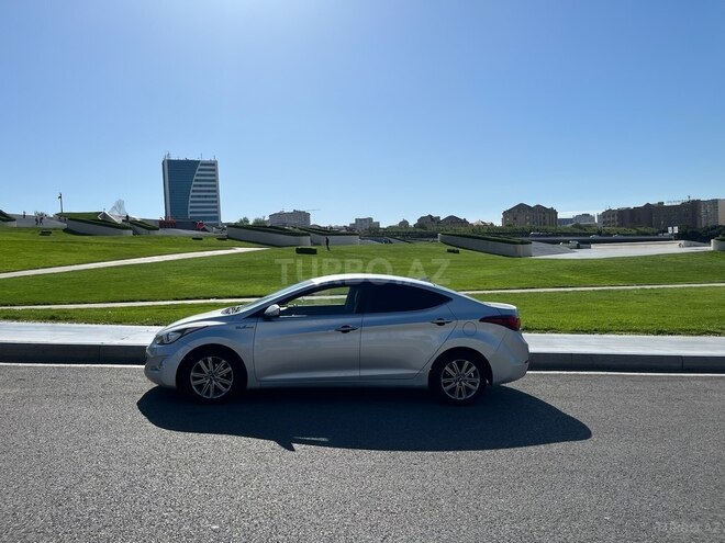 Hyundai Avante 2014, 220,000 km - 1.6 l - Bakı