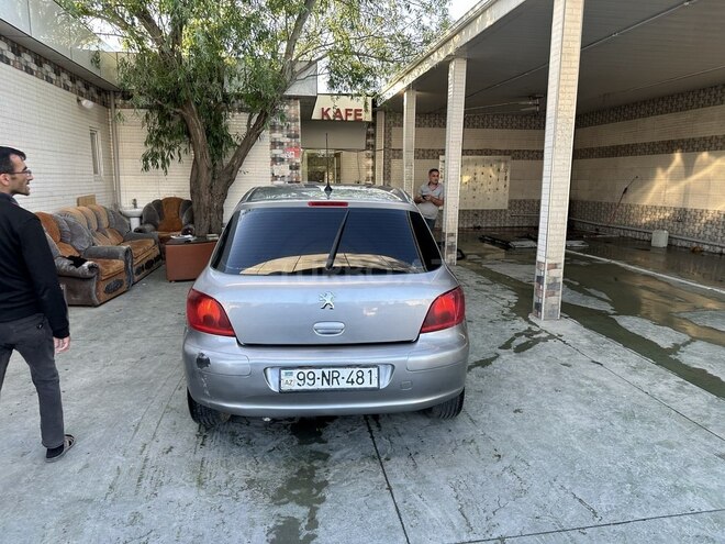 Peugeot 307 2005, 261,000 km - 2.0 l - Bakı