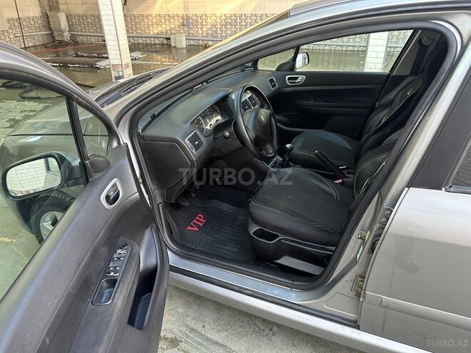 Peugeot 307 2005, 261,000 km - 2.0 l - Bakı