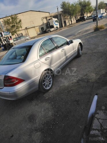 Mercedes C 270 2001, 450,000 km - 2.7 l - Bakı