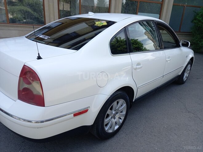 Volkswagen Passat 2002, 220,401 km - 1.8 l - Gəncə