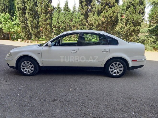 Volkswagen Passat 2002, 220,401 km - 1.8 l - Gəncə