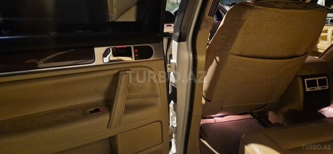 Volkswagen Touareg 2004, 300,000 km - 3.2 л - Zaqatala