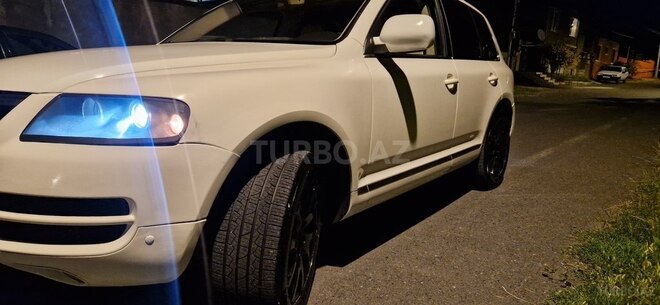 Volkswagen Touareg 2004, 300,000 km - 3.2 л - Zaqatala