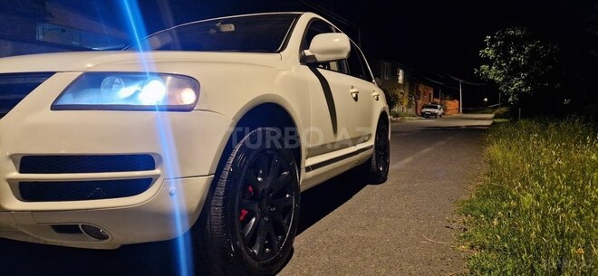 Volkswagen Touareg 2004, 300,000 km - 3.2 л - Zaqatala