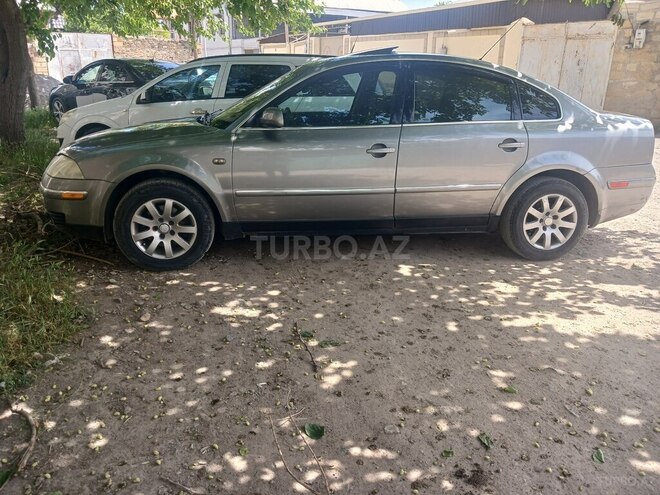 Volkswagen Passat 2002, 320,000 km - 1.8 l - Gəncə