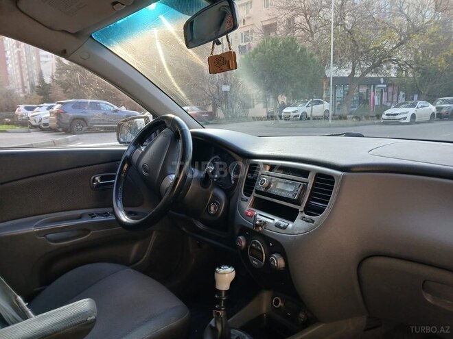 Kia Rio 2005, 320,000 km - 1.5 l - Bakı