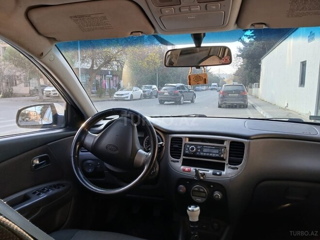 Kia Rio 2005, 320,000 km - 1.5 l - Bakı