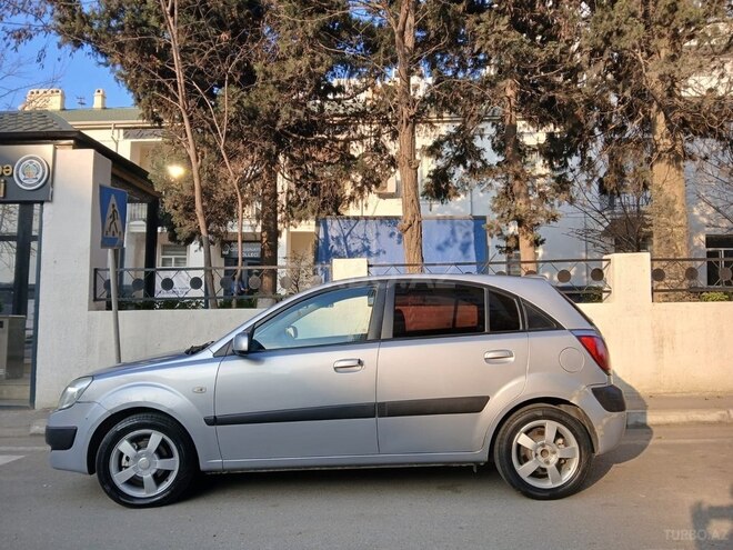 Kia Rio 2005, 320,000 km - 1.5 l - Bakı