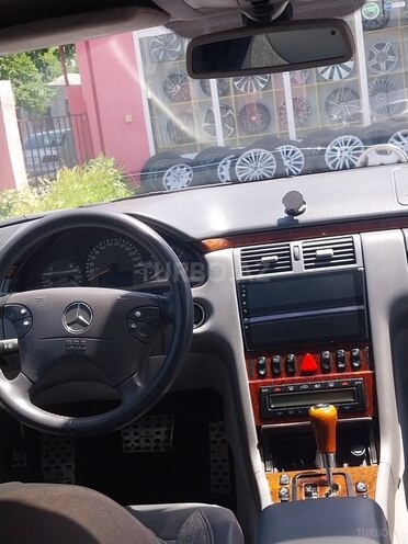 Mercedes E 320 2001, 267,927 km - 3.2 l - Mingəçevir