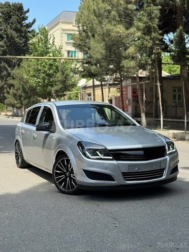 Opel Astra 2009, 331,000 km - 1.4 l - Bakı
