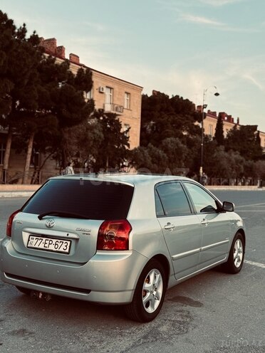 Toyota Corolla 2006, 329,245 km - 1.4 l - Bakı