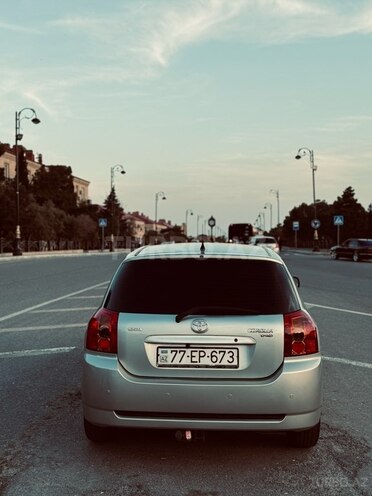 Toyota Corolla 2006, 329,245 km - 1.4 l - Bakı