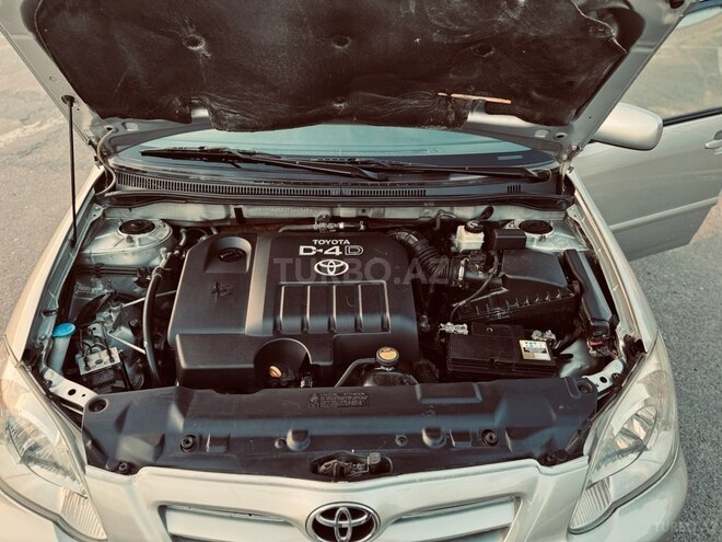 Toyota Corolla 2006, 329,245 km - 1.4 l - Bakı