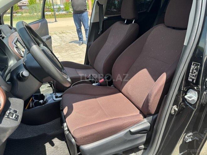 Toyota Vitz 2012, 113,000 km - 1.3 l - Bakı