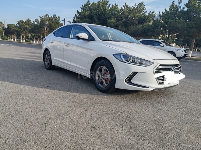Hyundai Avante 2016, 199,000 km - 1.6 l - Bakı