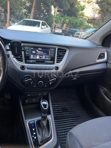 Hyundai Accent 2019, 81,400 km - 1.6 l - Bakı