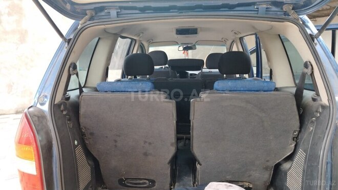 Opel Zafira 2002, 888,686 km - 2.2 l - Şəmkir