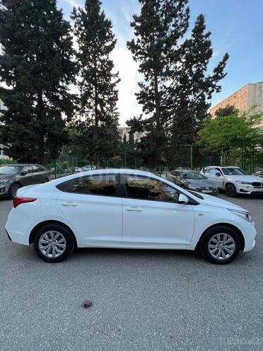 Hyundai Accent 2019, 81,400 km - 1.6 l - Bakı