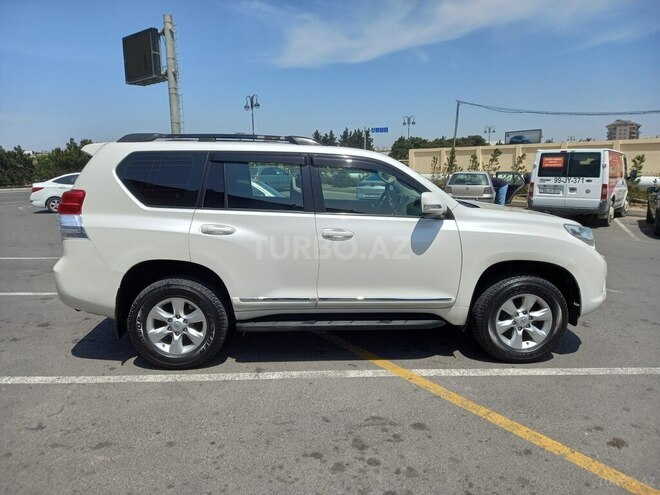 Toyota Land Cruiser Prado 2010, 196,000 km - 2.7 л - Bakı
