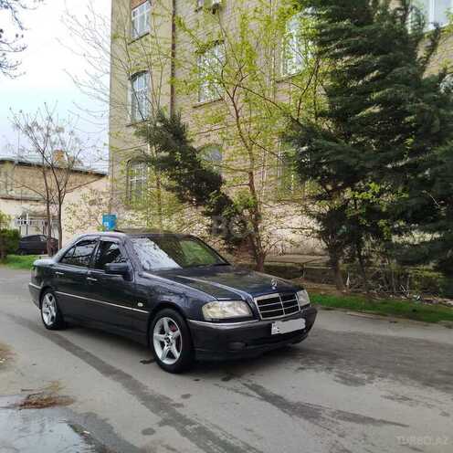 Mercedes C 240 1999, 378,000 km - 2.4 l - Bakı