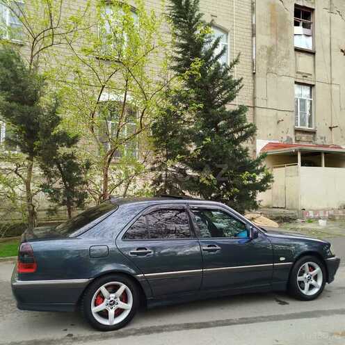 Mercedes C 240 1999, 378,000 km - 2.4 l - Bakı