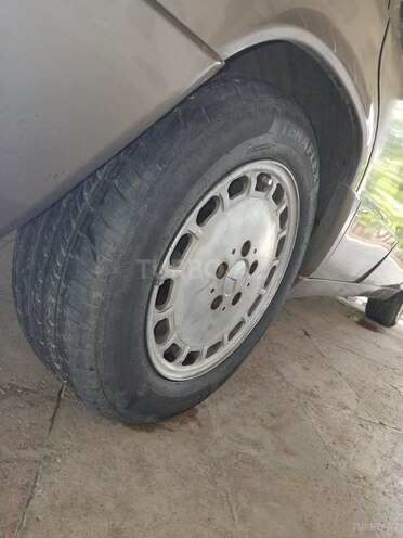 Mercedes 190 1990, 48,000 km - 2.0 л - Cəlilabad