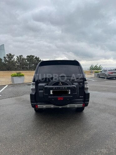 Mitsubishi Pajero 2013, 176,000 km - 3.0 l - Bakı