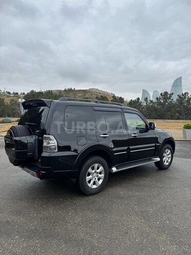 Mitsubishi Pajero 2013, 176,000 km - 3.0 l - Bakı