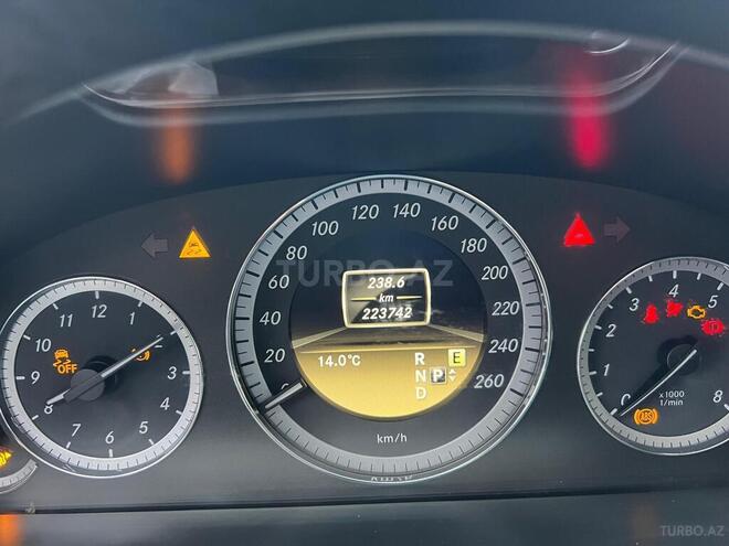 Mercedes E 200 2012, 223,742 km - 1.8 l - Bakı