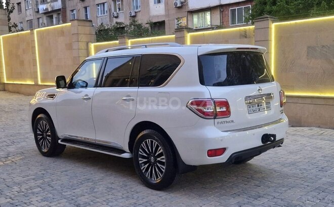 Nissan Patrol 2014, 153,000 km - 5.6 l - Bakı