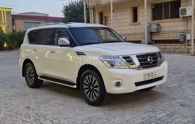 Nissan Patrol 2014, 153,000 km - 5.6 l - Bakı