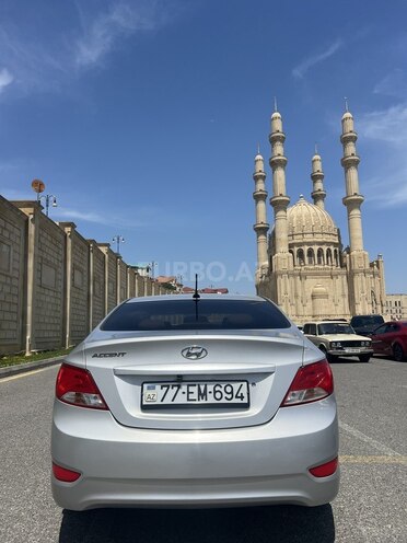 Hyundai Accent 2016, 231,746 km - 1.6 l - Bakı