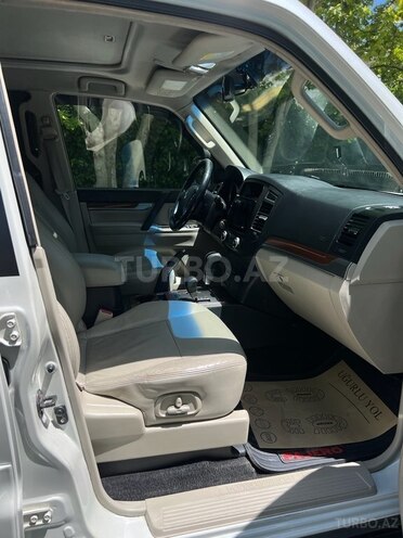Mitsubishi Pajero 2007, 200,000 km - 3.0 l - Bakı