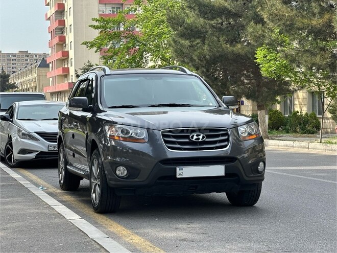 Hyundai Santa Fe 2010, 226,000 km - 2.0 l - Bakı