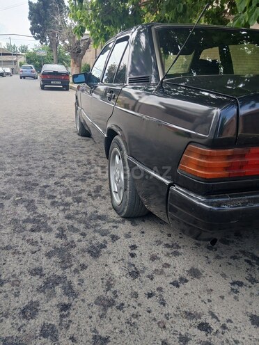 Mercedes 190 1991, 100,000 km - 2.0 l - Gəncə
