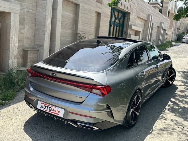 Kia K5-17