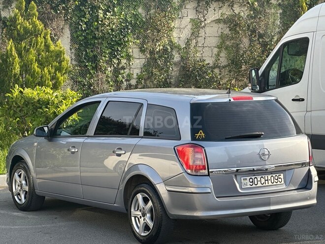 Opel Astra 2009, 195,300 km - 1.4 l - Bakı