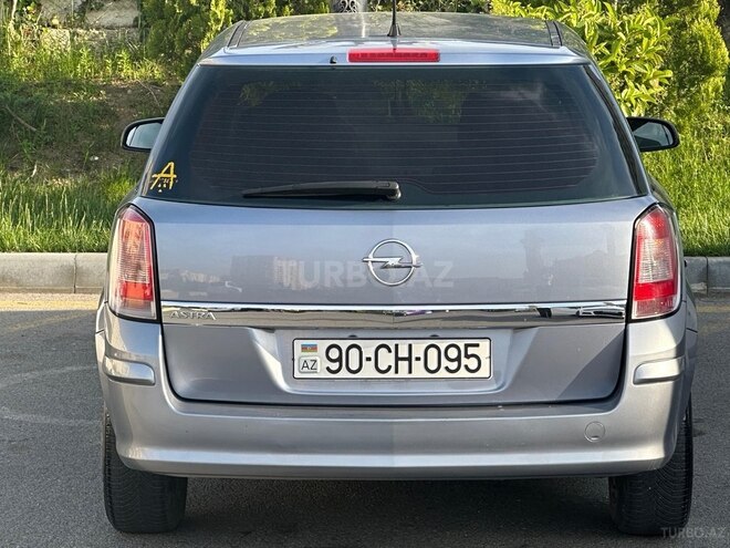 Opel Astra 2009, 195,300 km - 1.4 l - Bakı