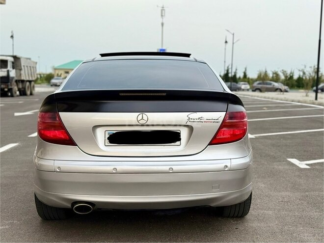 Mercedes C 200 2001, 178,457 km - 2.0 л - Sumqayıt