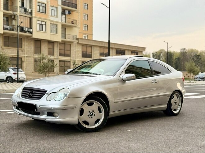 Mercedes C 200 2001, 178,457 km - 2.0 л - Sumqayıt