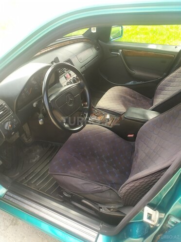 Mercedes C 200 1998, 389,000 km - 2.0 l - Quba