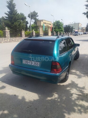 Mercedes C 200 1998, 389,000 km - 2.0 l - Quba