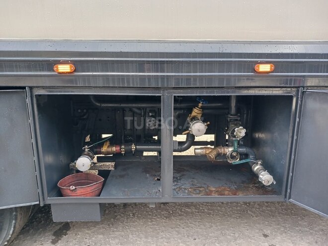 Mercedes Atego 2528 2004, 295,000 km - 6.4 l - Sumqayıt