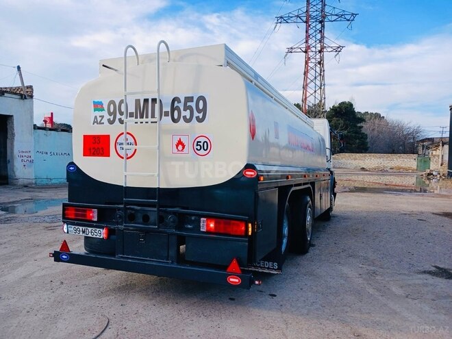 Mercedes Atego 2528 2004, 295,000 km - 6.4 l - Sumqayıt