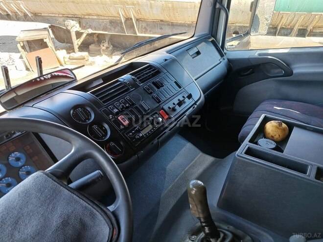 Mercedes Atego 2528 2004, 295,000 km - 6.4 l - Sumqayıt