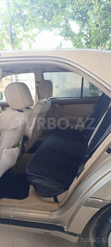 Mercedes C 200 1995, 270,000 km - 2.0 л - Bakı