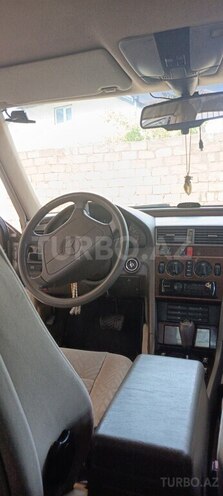 Mercedes C 200 1995, 270,000 km - 2.0 л - Bakı