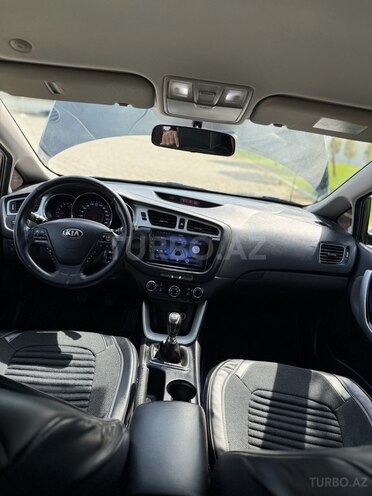 Kia Ceed 2012, 250,000 km - 1.6 l - Bakı
