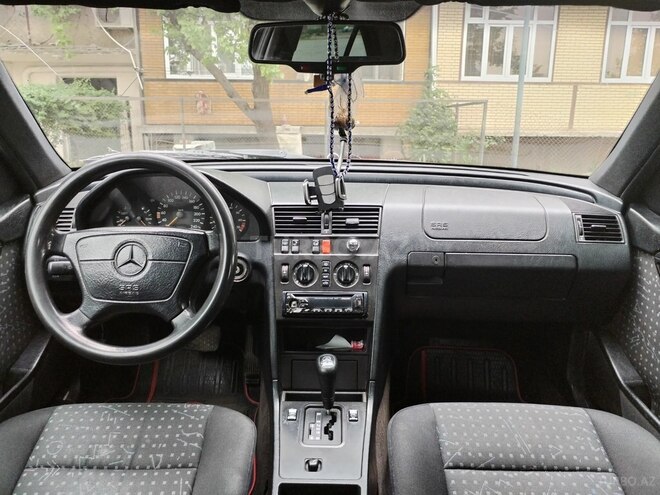 Mercedes C 180 1995, 194,000 km - 1.8 л - Gəncə